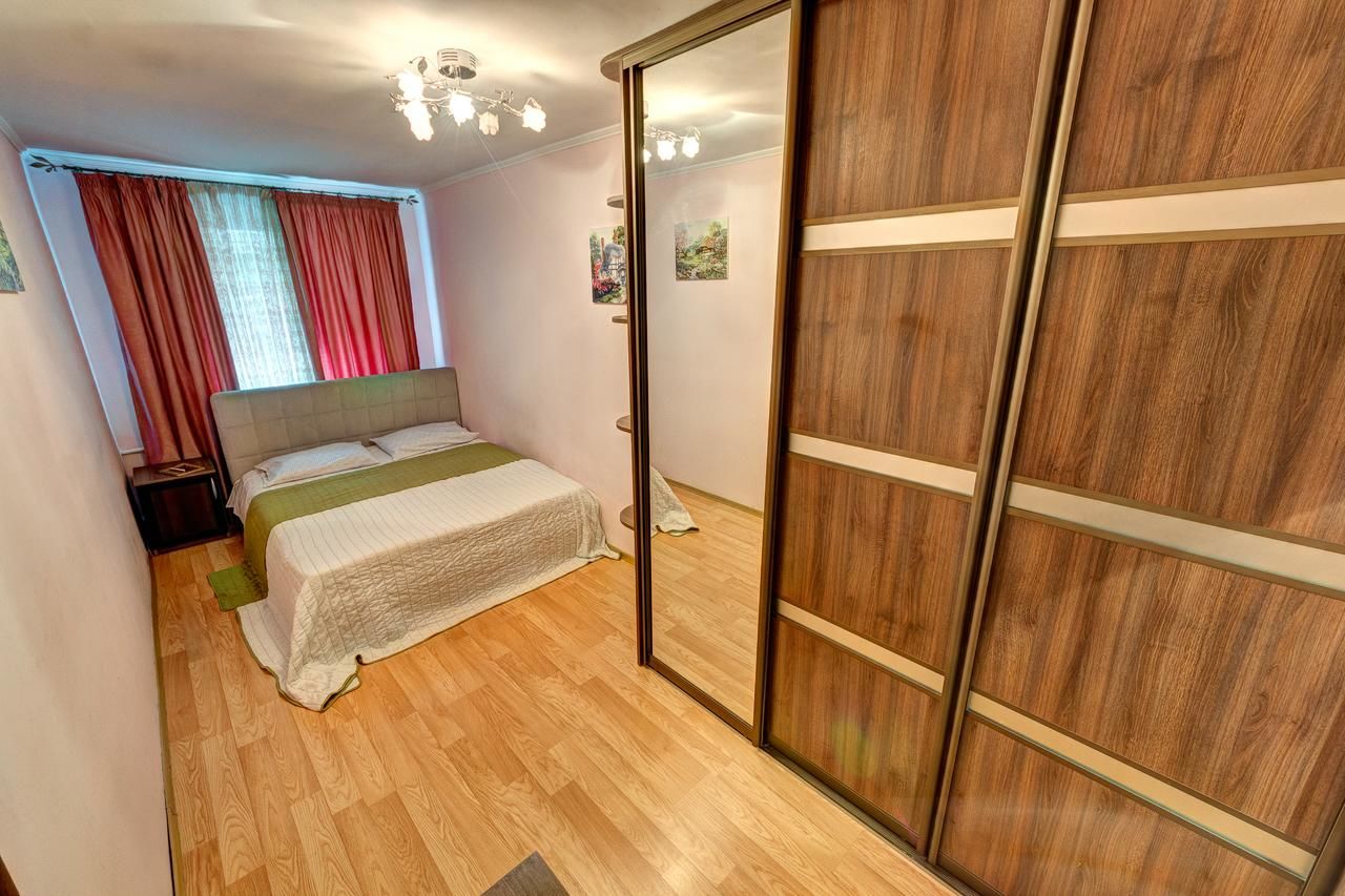Апартаменты Apartments near the NSC Olympic Киев-5